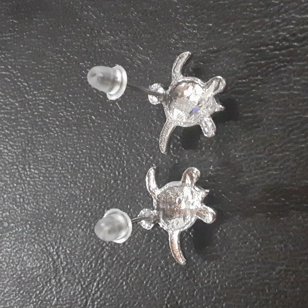 🌹 Cute blue turtle earrings. New. - Picture 3 of 4